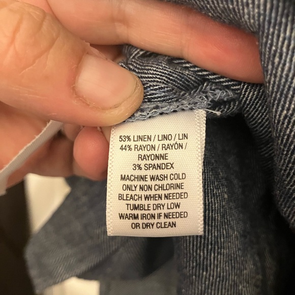 Ann Taylor soft Linen blend ruffle top off the shoulder romper small petite - Picture 3 of 10